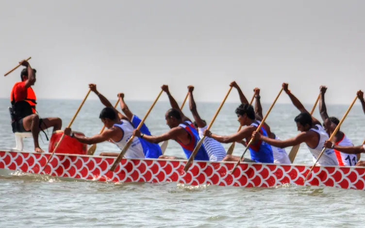 Team work / Photograph: Mehul Pithadiya, Flickr