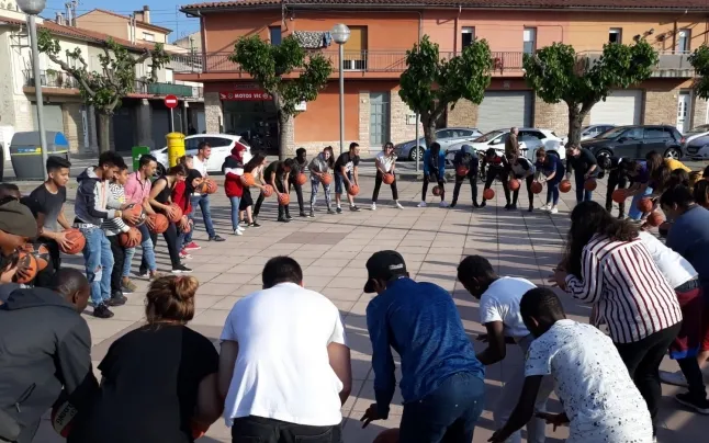  Basket Beat offers around 30 weekly workshops for several groups.