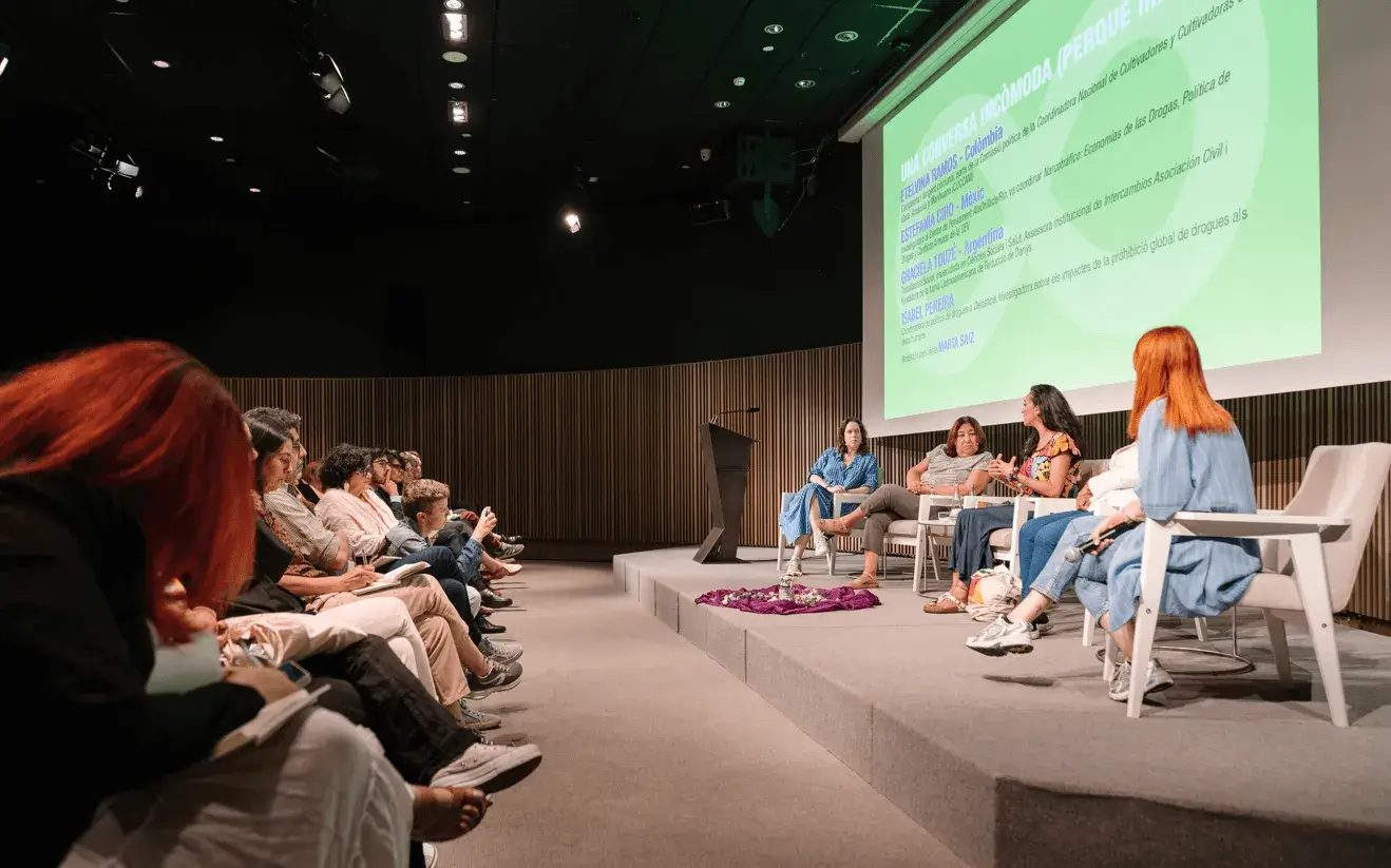 The leitmotif of the event revolved around the pending conversation that must be urgently addressed regarding drug policy and human rights.