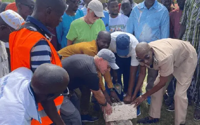 The Associació de Cooperació pel Desenvolupament de Bantandicori, based in Arbúcies, has already laid the first stone of a maternity ward in Saré Maoundé. Source: Associació de Cooperació pel Desenvolupament de Bantandicori.