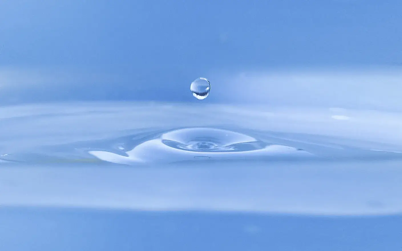 The international campaign warns that Santander's financing allows a mining project to advance that puts a vital water system at risk. Source: Pixabay