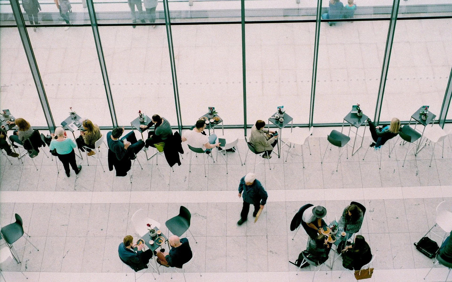Meetings / Photograph: Unsplash, Pixabay