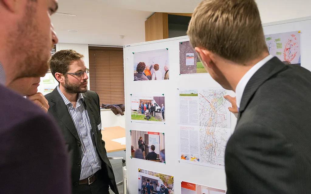 The Bertikow-Pasewalk project explained at the RGI/BESTGRID-workshop 'Implementing Projects of Common Interest' / Photograph: RGI