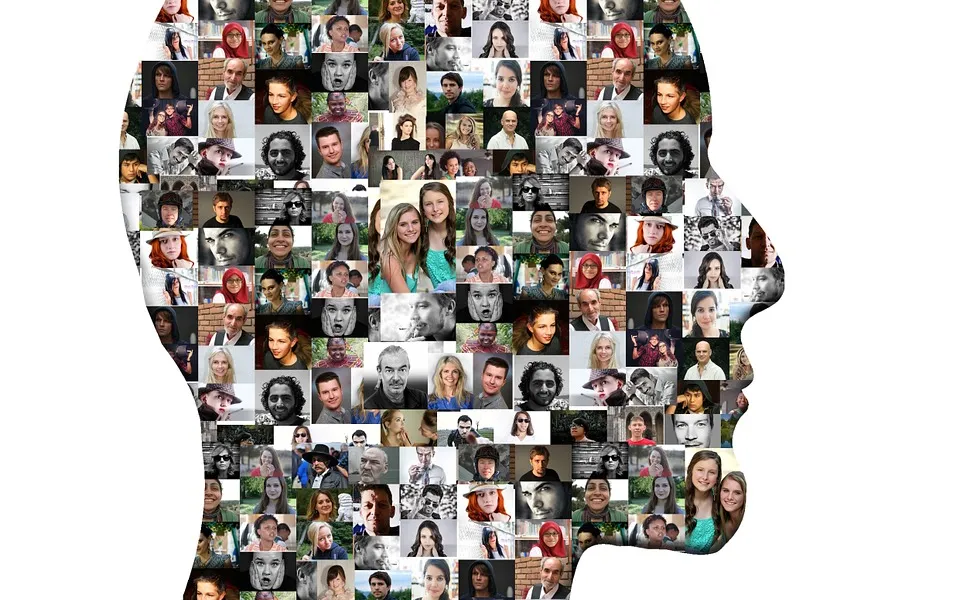 Head image including many face photographs, an example of a creative content / Image: Pixabay