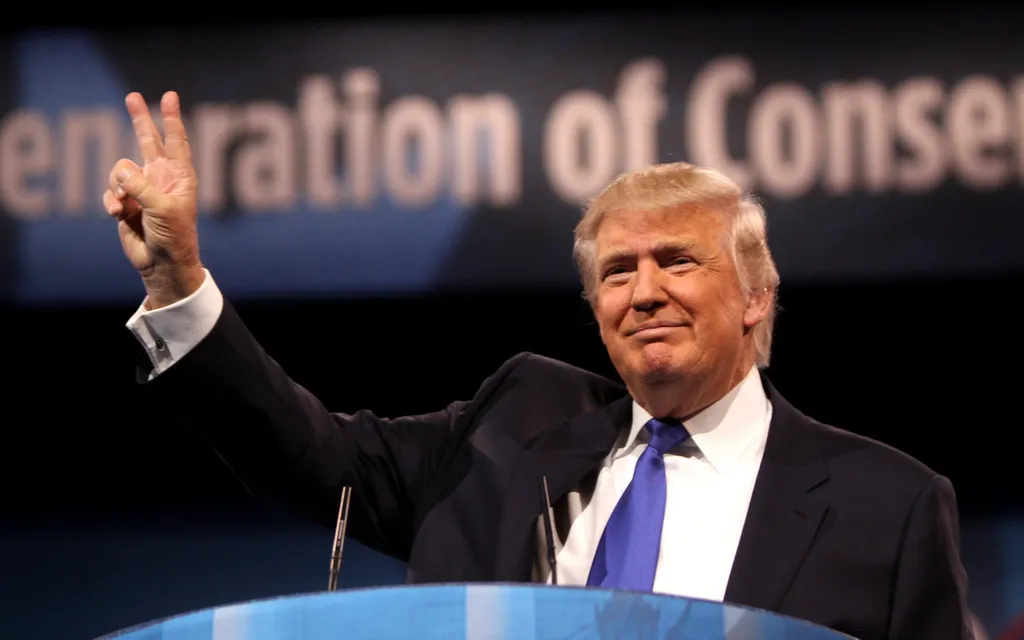 Donald Trump in front of the audience. Photo: Gage Skidmore, Flickr