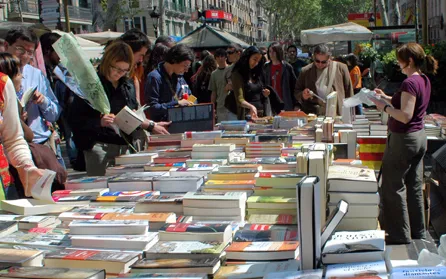Streets full of books for Saint George's Day. Photo: Wikimedia