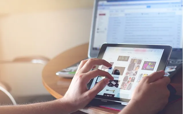 Access to the Internet is growing around the world through different devices. Photo: fancycrave1 (Pixabay)