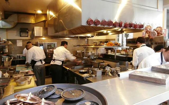 Barcelona restaurants employing migrants. Photo: Wikipedia