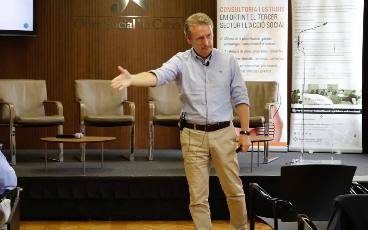 Pablo Aretxabala was talking about reinventing organisations.  Source: Adrià Milan