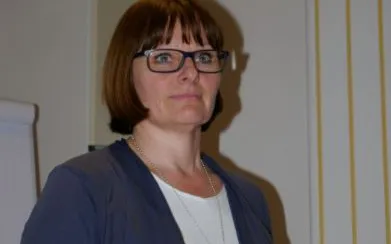 Monika Stickler.     Sources: Rotes Kreuz.