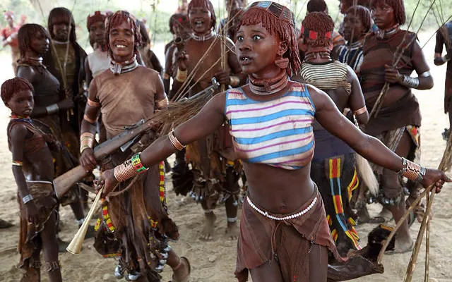 Indigenous communities in the Congo Basin have suffered human rights violation. Photo: Dietmar Temps, Flickr