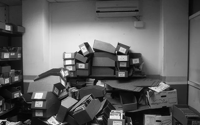 Llibre Solidari storehouse in Barcelona