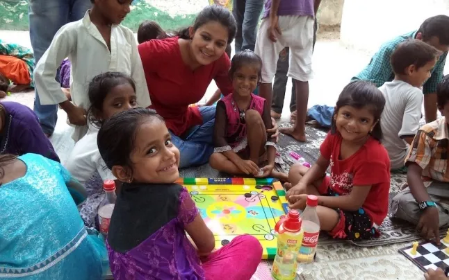 1._india_toybank.jpg