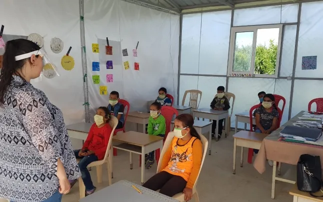 Alianza Solidaria has started a campaign to cover the cost of school supplies for a hundred children and young people.