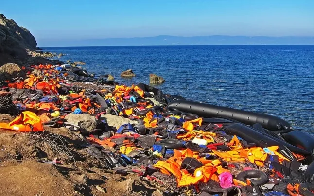 A total of nineteen boats disappeared with all the people on board.