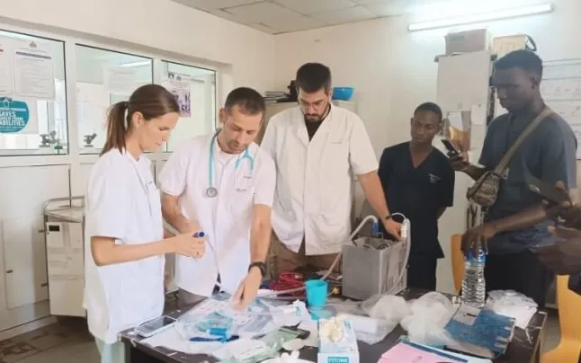 Medical team training in CPAPs.