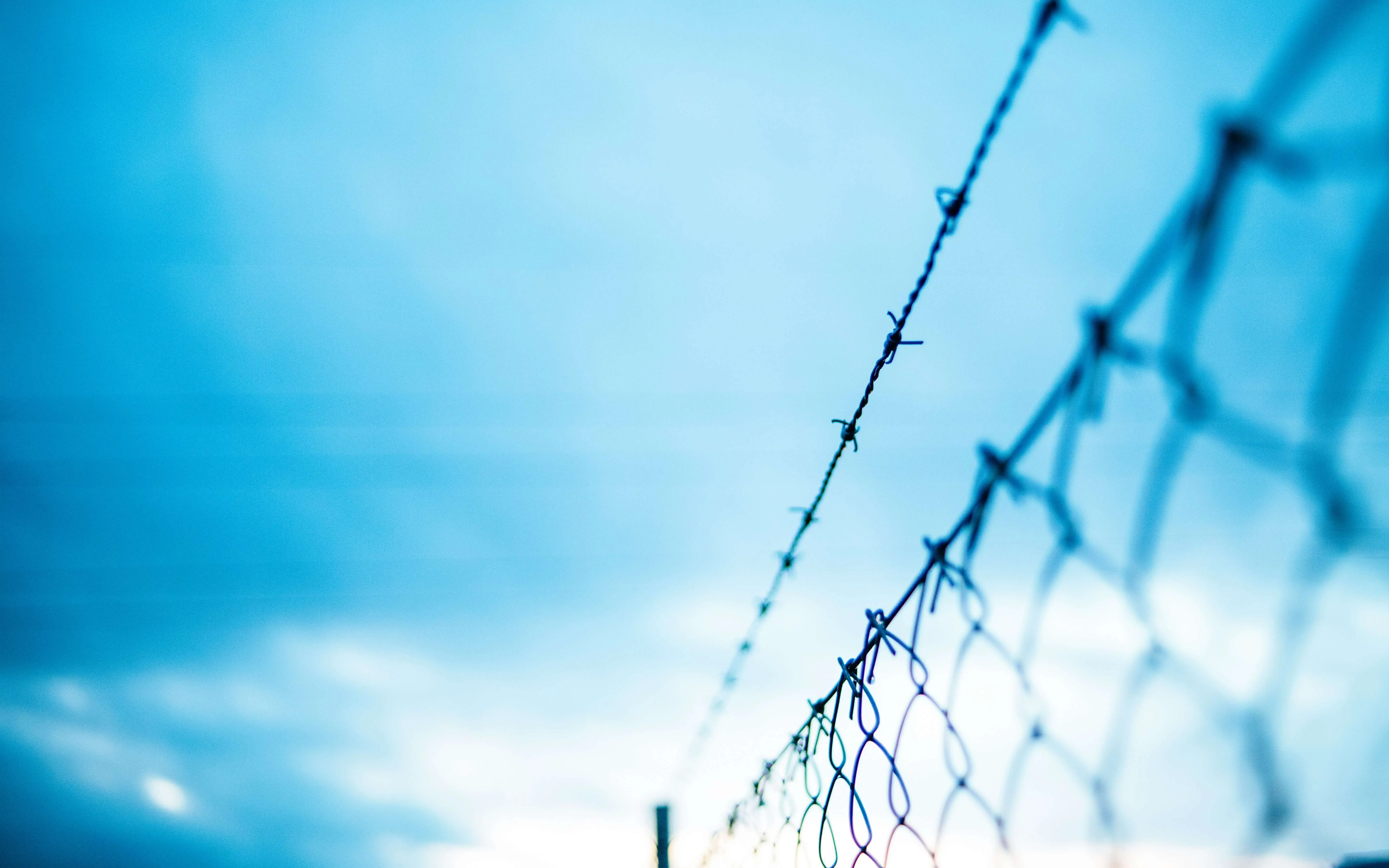 The report ‘Bureaucratic Repression at the Southern Border of Europe’ has been jointly prepared by No Name Kitchen, Solidarity Wheels, and El Taller-Frontera Sur Gran Canaria.