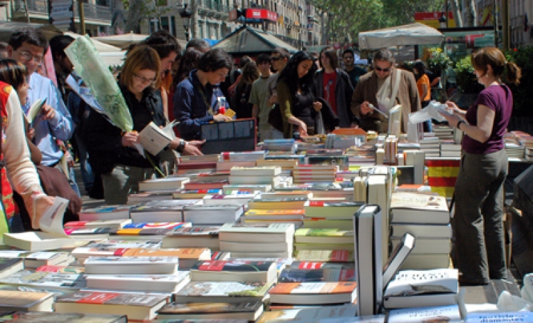 Streets full of books for Saint George's Day. Photo: Wikimedia