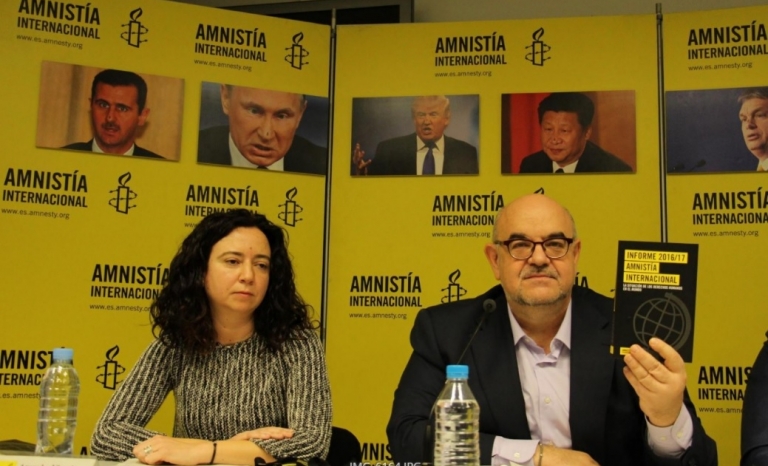 Esteban Beltrán, Head Officer of Amnesty International, presenting the report at the press conference. Photo: AI