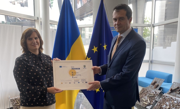  The Lviv EVCapital 2024 Candidate certificate was received by Vsevolod Chentsov, Ambassador, Head of Mission of Ukraine to the European Union. 