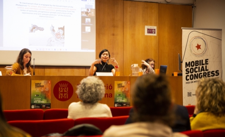 Czarina Musni, human rights defender and lawyer, in her speech at the Mobile Social Congress organized by Setem Catalunya.
