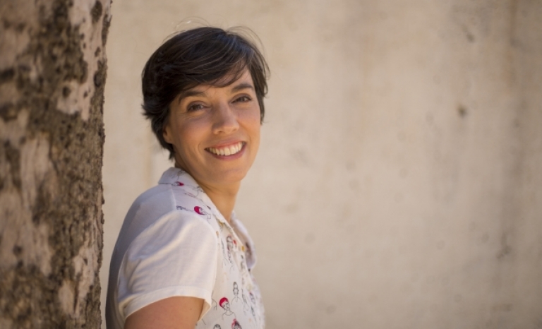 Esther Vivas, journalist and sociologist specialized in feminist maternity and agricultural and food model.