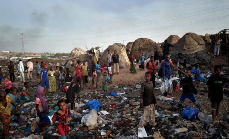 One of the refugee camps in Mail is on top of a landfill. 