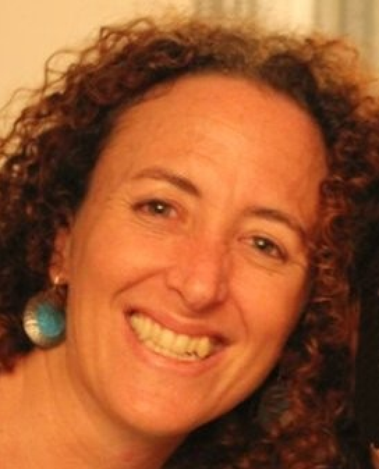 Judith Talvy works in SETEM Catalunya as a technichal of the Roba Neta i Electrònica Justa campaigns.